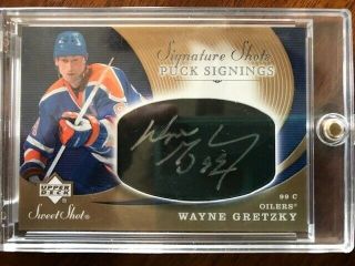 Wayne Gretzky Upper Deck Signature Shots Puck Signings Ssp - Wg