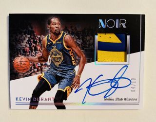 2018/19 Noir - Kevin Durant - On Card Autograph - Game Jersey Relic - 4/10