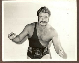 1974 Press Photo Promo Style Photo Of Pro Wrestler Red Bastien