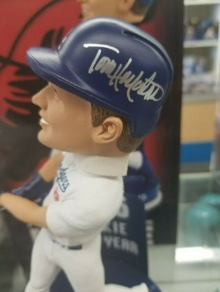 TODD HOLLANDSWORTH SIGNED BOBBLEHEAD DODGERS 96 ROOKIE OF THE YEAR MLB PSA/DNA 3