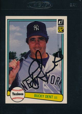 1982 Donruss 209 Bucky Dent Yankees Signed Auto 45009