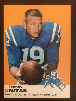 1969 Topps Football Card 25 Johnny Unitas,  Small Crease In Top