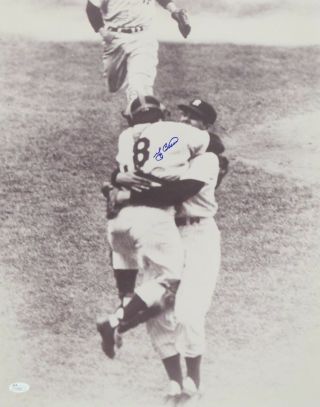 Yogi Berra (d.  2015) Yankees Hof Signed 16x20 Photograph - Jsa