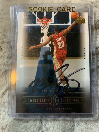 Lebron James Autographed Rookie Card 2003 22 Comes With 
