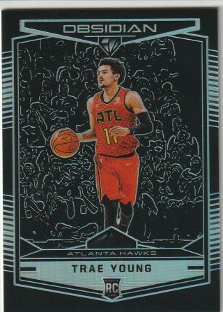 Trae Young 2018 - 2019 18 - 19 Panini Chronicles Obsidian Prizm Rookie 575