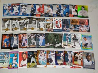 Huge 3200 Ct.  Box Of Baseball Cards W/ Jeter,  Griffey,  2000 
