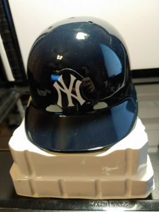 York Yankee’s Riddell Mini Helmet Great For Autographs