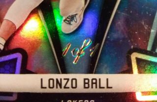 2018 - 19 Panini Certified Lonzo Ball 
