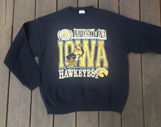 Vintage Iowa Hawkeyes Black Crewneck Sweatshirt Men 