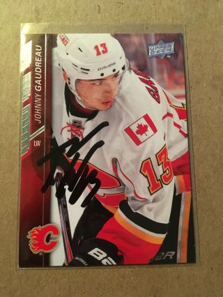 Johnny Gaudreau Signed 15/16 Upper Deck Card 30 Calgary Flames
