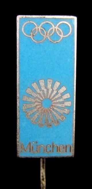 1972 Munich MÜnchen Olympic Games Official Olympic Pin Badge Logo Olympiad