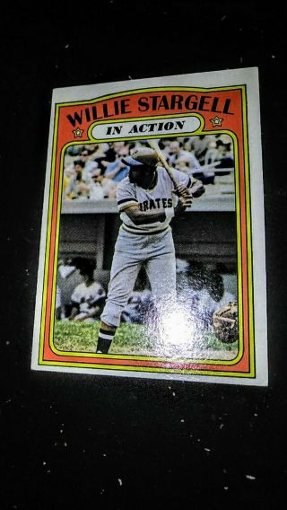 1972 Topps Willie Stargell (in Action) Baseball Card 448 Pittsburgh Pirates Nm