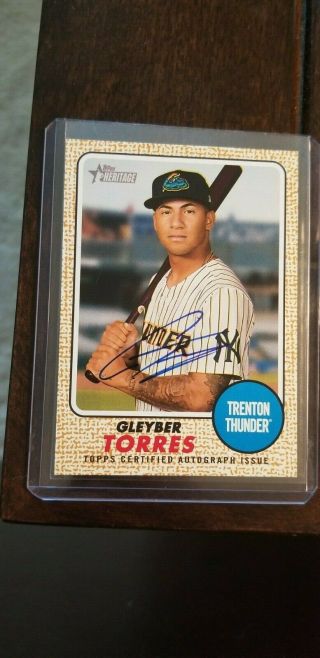 Gleyber Torres 2017 Topps Heritage Minors Real One Auto Blue Ink Yankees