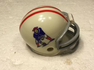 (1) Riddell Pocket Pro Football Helmet (england Patriots) Trad Series 2