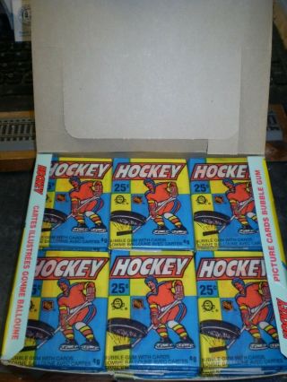 1983/84 Opc O - Pee - Chee Hockey Wax Partial Box 39 Packs