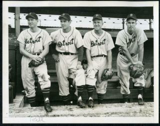 C.  1950 Detroit Tigers Baseball News Service Photo