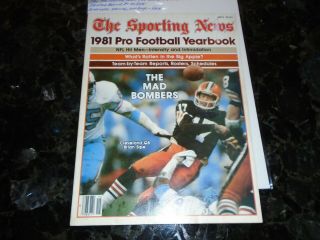 1981 The Sporting News Pro Football Yearbook - Cleveland 
