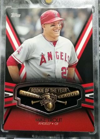 2013 Topps Baseball Mike Trout Rookie Of The Year Trophy Pin Roy - Mt