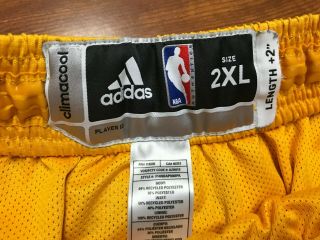MENS LIGHTLY WORN AUTHENTIC ADIDAS INDIANA PACERS YELLOW BASKETBALL SHORTS 2XL 5