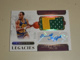 2018 - 19 National Treasures Lasting Legacies Patch Auto Darrell Griffith 11/22