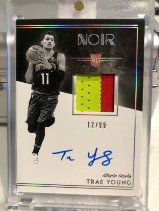 2018 - 19 Panini Noir Trae Young Rookie Patch Auto Rpa Black And White 12/99