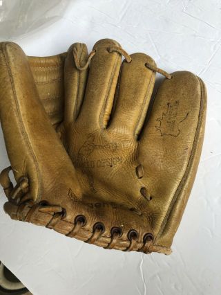 Vintage Regent L83right Handed Leather Baseball Glove