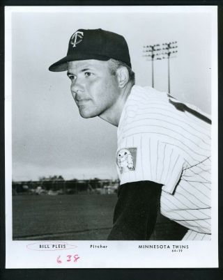 Bill Pleis Minnesota Twins Team Issued 1964 Type 1 Press Photo