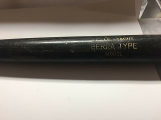 Vintage Adirondack USA.  Berra Model No.  4100J LL Wood Baseball Bat/33 2