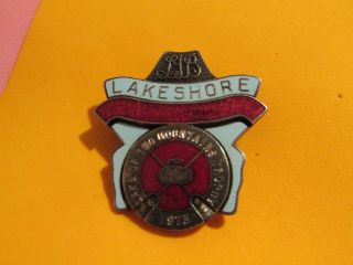 1975 Lakeshore Lake Of 2 Mountains Trophy Curling Pin (hemsley Maker)