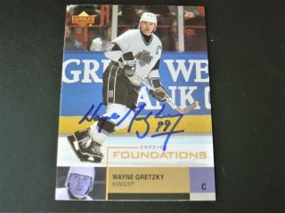 2002 - 03 Upper Deck Foundations Wayne Gretzky Auto La Kings Autograph