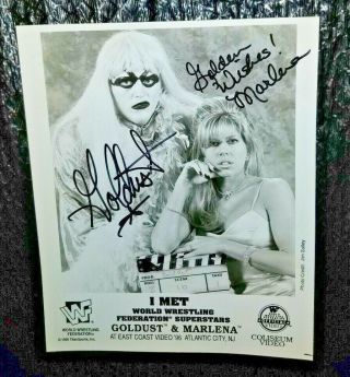 Wwe Wwf Goldust & Marlena Signed 1996 8x10 Coliseum Video Promo Photo