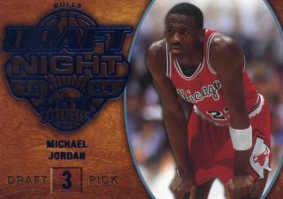 3 - Michael Jordan Cards - - 2005/06 Sp Authentic,  2008/09 Blue Hot Prospects,  1998bb