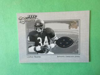 2000 Fleer Feel The Game Classics Walter Payton Game Jersey Card