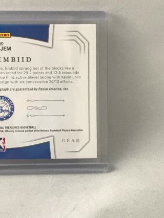 Jersey d 2018 - 19 National Treasure Joel Embiid Game Gear PATCH AUTO 21/25 76ers 6