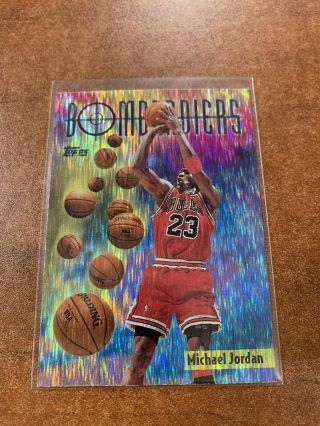 1998 - 99 Topps Bombardiers Michael Jordan Shiny Insert Rare