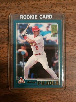 2001 Topps Traded Albert Pujols T247 Rookie Card St Louis Cardinals