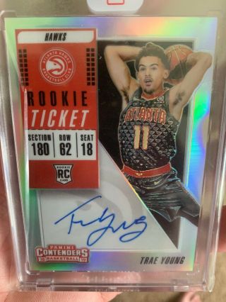 Trae Young 2018 Contenders Rookie Ticket Auto Panini Rc
