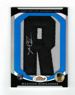 2010 Topps Finest Madison Bumgarner Auto Letter " R " Patch 18/25 Giants