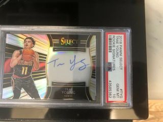 2018 Trae Young Select Auto 10