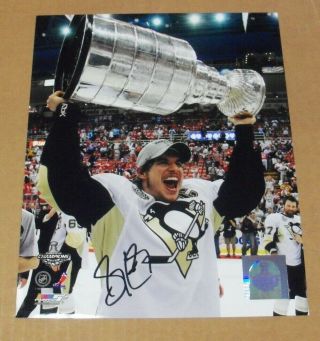 Sidney Crosby,  Pgh Penguins Signed 8 " X 10 " Photo File Photo,  Raising The Cup