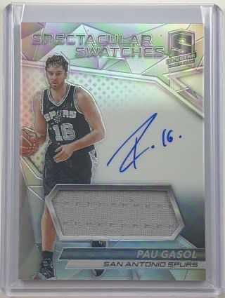 2016 - 17 Spectra Pau Gasol Spectacular Swatches Jersey Auto Silver Refractor /49