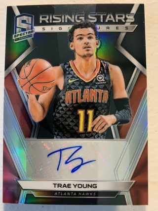 2018 - 19 Trae Young Spectra /75 Auto/autograph Rising Stars Rc/rookie Sp Hawks