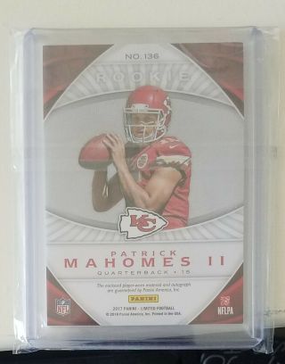Patrick Mahomes Autograph 2017 Limited Player Worn Patch 132/149 2