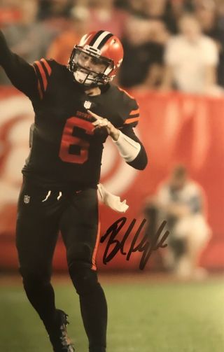 Baker Mayfield Signed 8x10 Cleveland Browns Game Photo Autograph W/ 2