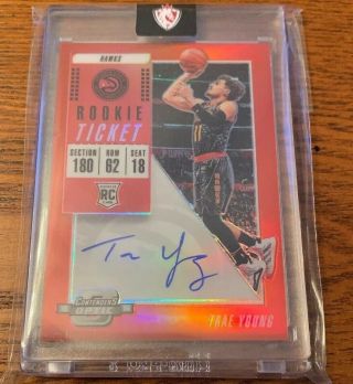 2018 - 19 Contenders Optic Trae Young Rc Rookie Ticket Variation Auto Red 115/149