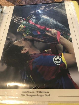 Leo Lionel Messi Autographed 8x10 Photo