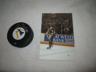 Jaromir Jagr Pittsburgh Penguins Signed Hockey Puck And Photo