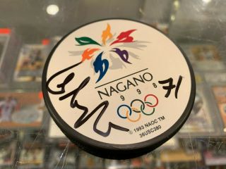 1998 Gold Medal Jiri Slegr Penguins Signed Puck Nagano Japan Olympics