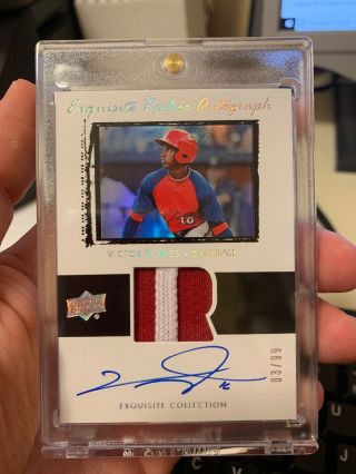 2019 Upper Deck Goodwin Champion Victor Robles Exquisite Rookie Patch Auto 03/99