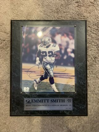 Emmit Smith Signed Limited Edition Photo Plaque.  265/1996.